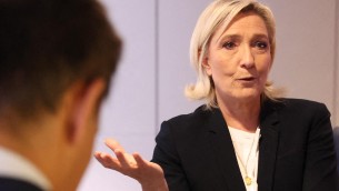 Francia, Marine Le Pen nel mirino: indagine su finanziamenti illeciti