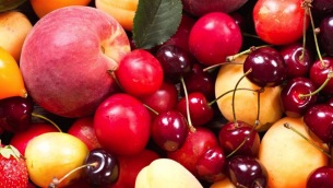 59261856 - fresh fruits and vegetables as background