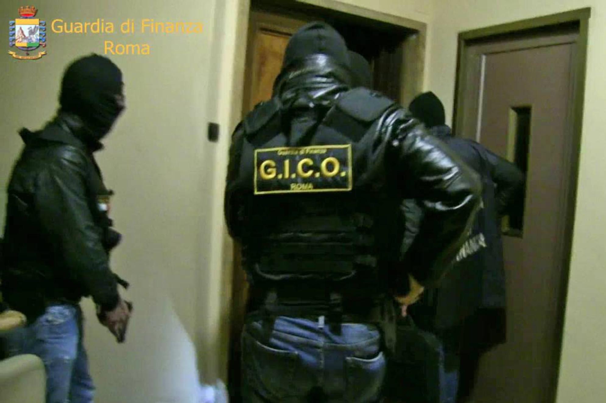 'Grande raccordo criminale', dai 18 ai 5 anni di carcere per banda narcotrafficanti