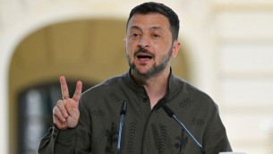 Il Foglio lancia appello: "Nobel per la Pace a Zelensky"