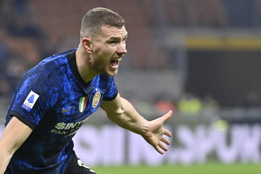 Inter-Venezia 2-1, decide gol di Dzeko al 90'