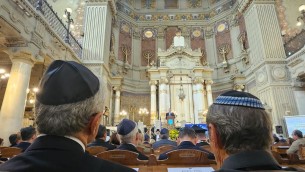 Israele 7 ottobre, commemorazione alla Sinagoga di Roma