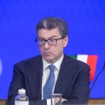 Ita-Lufthansa, ira di Giorgetti: "Non cediamo a ricatti"