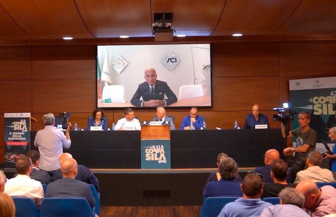 la-conferenza-stampa-di-presentazione-della-coppa-sila-2023