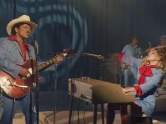 Lady Gaga e Bruno Mars insieme con 'Die With a Smile' - Video