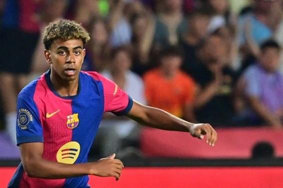 Lamine Yamal, accoltellato in un parcheggio il padre della stella del Barcellona