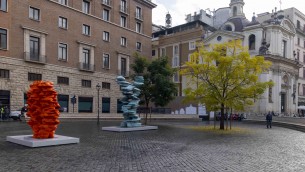 Le sculture di Tony Cragg nelle piazze di Roma