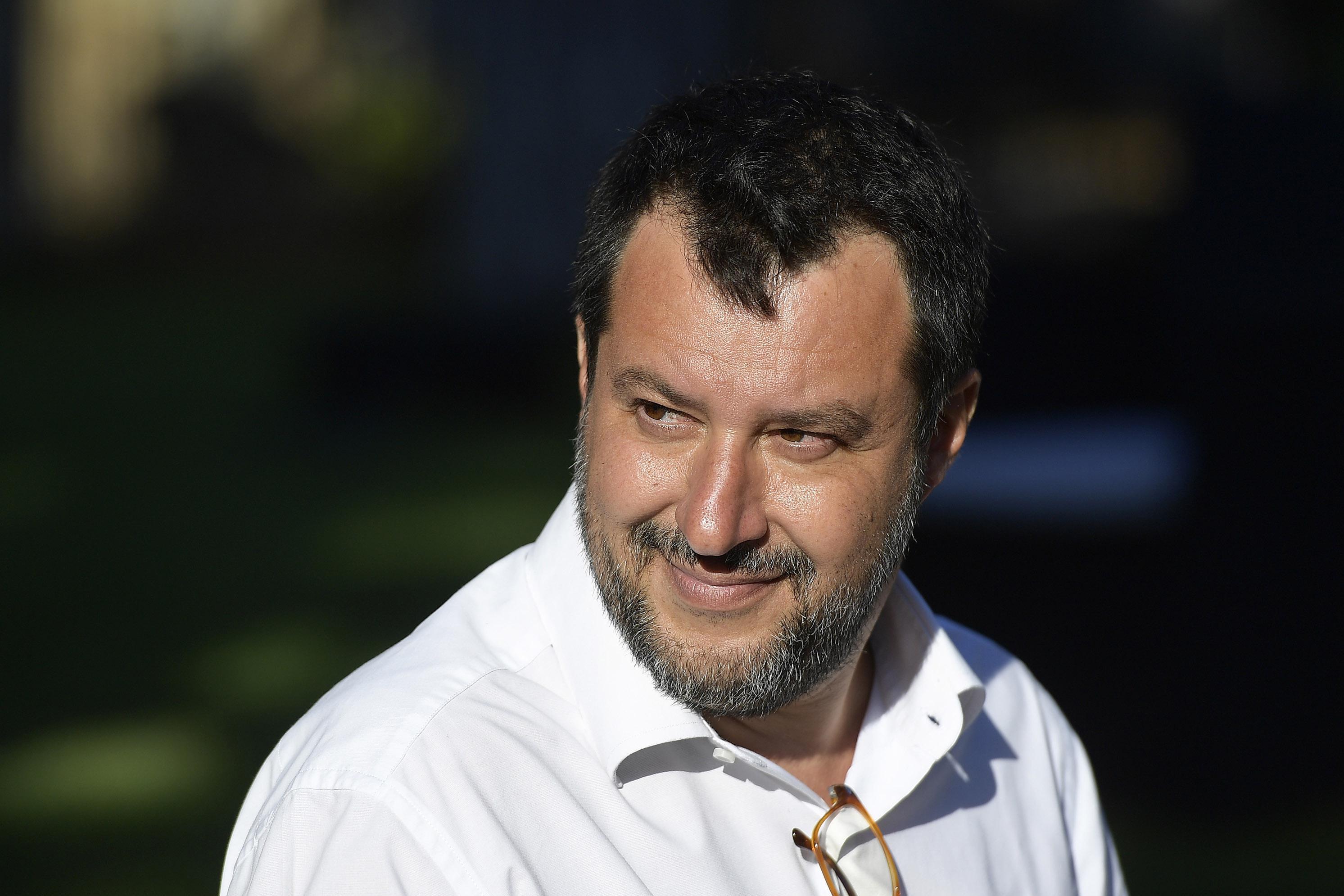 Lega, Salvini assolto da accusa di vilipendio