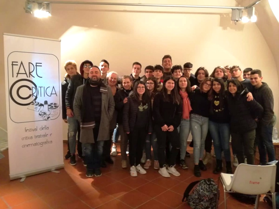 Gianlorenzo Franzì, Michela Cimmino e un gruppo di studenti del Liceo Scientifico Galilei di Lamezia Terme