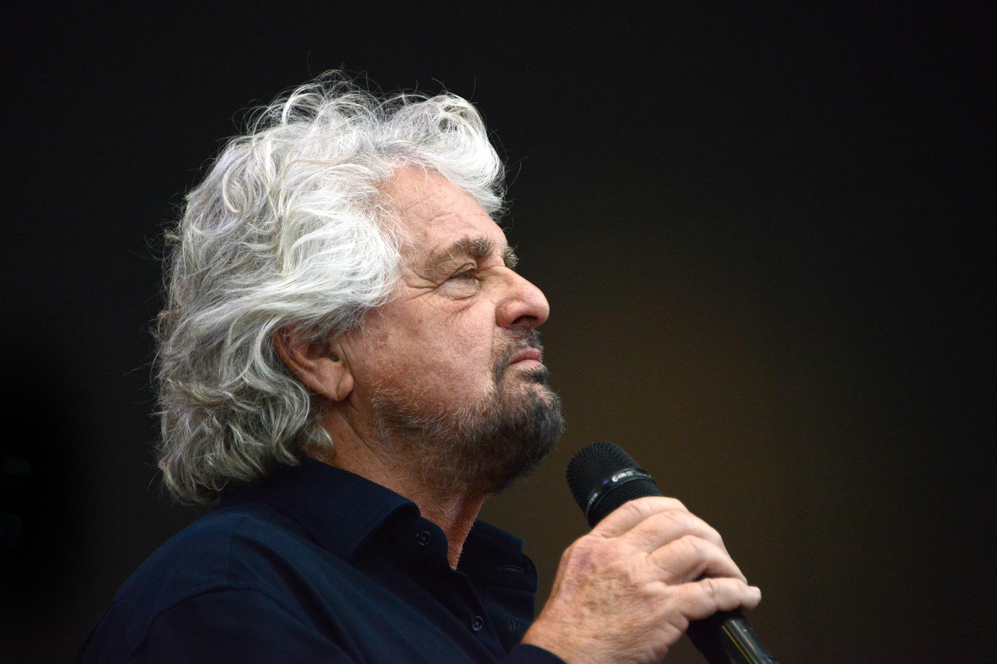 M5S, ira Grillo: "Strumentalizzato, su me e Draghi cazz..