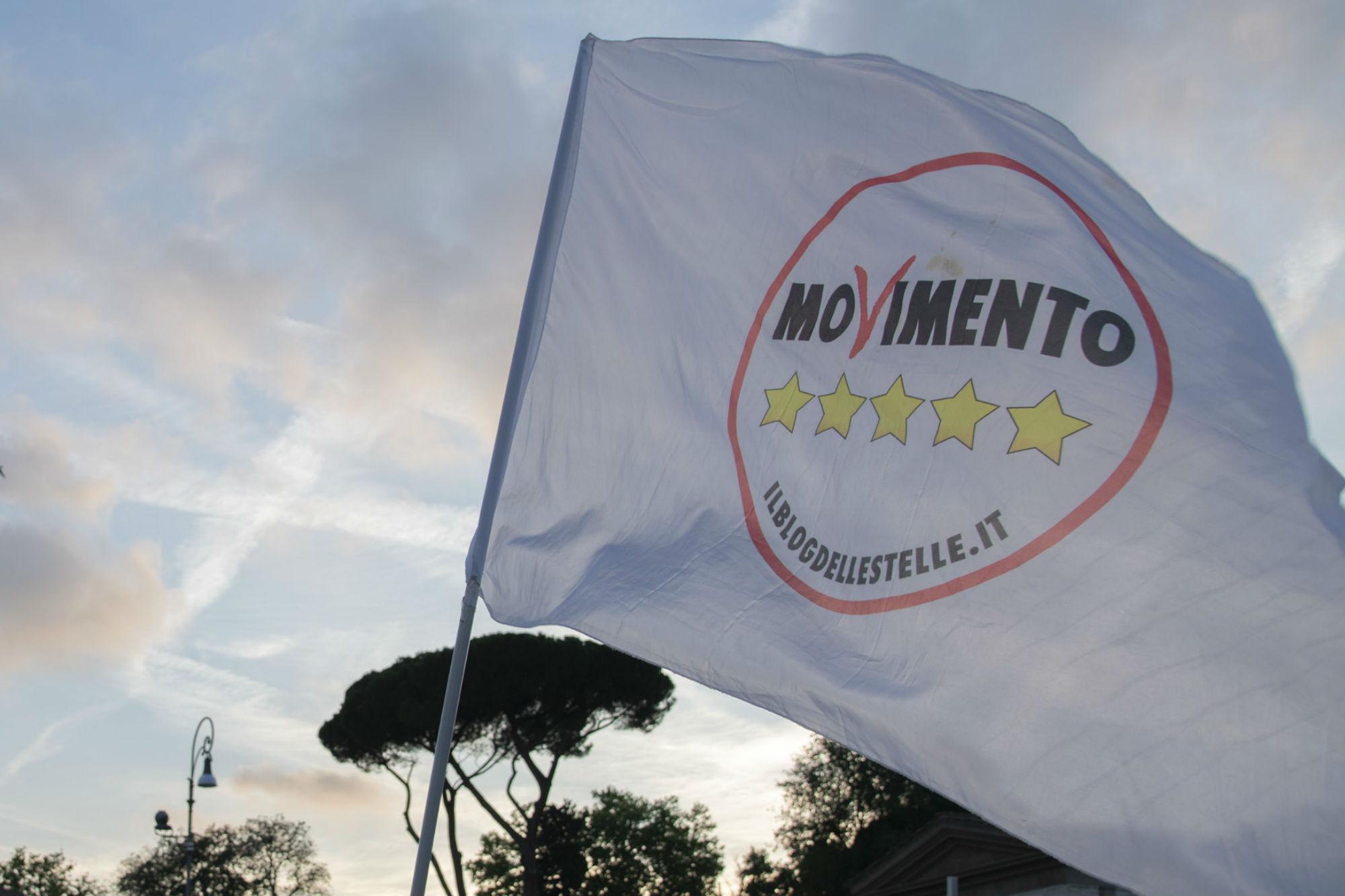 M5S verso 'Nova', tutti i quesiti da porre a voto assemblea iscritti