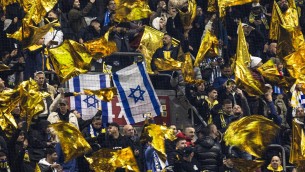 Maccabi-Ajax, Netanyahu invia aerei in soccorso dei tifosi israeliani