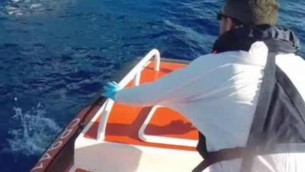 Maltempo, affonda barca a vela nel palermitano: 7 dispersi