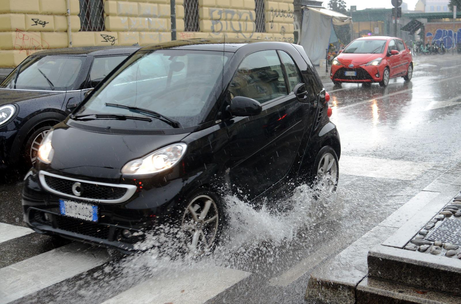 Maltempo, allerta meteo in Sicilia: scuole chiuse nel catanese