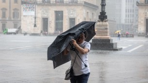 Maltempo domani, allerta meteo rossa in Lombardia