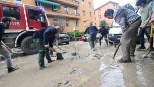 Maltempo Emilia Romagna, frane nel bolognese e scuole chiuse