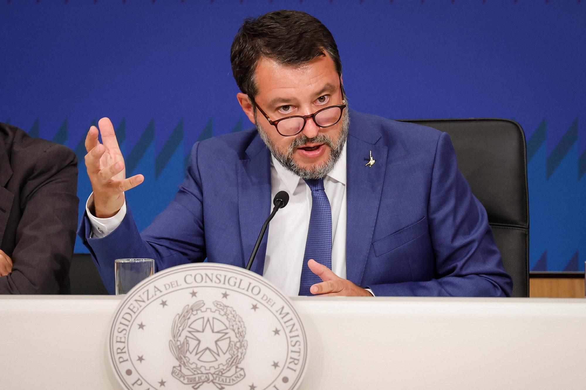 Manovra, Salvini: "3,5 miliardi da banche da investire in Sanità"