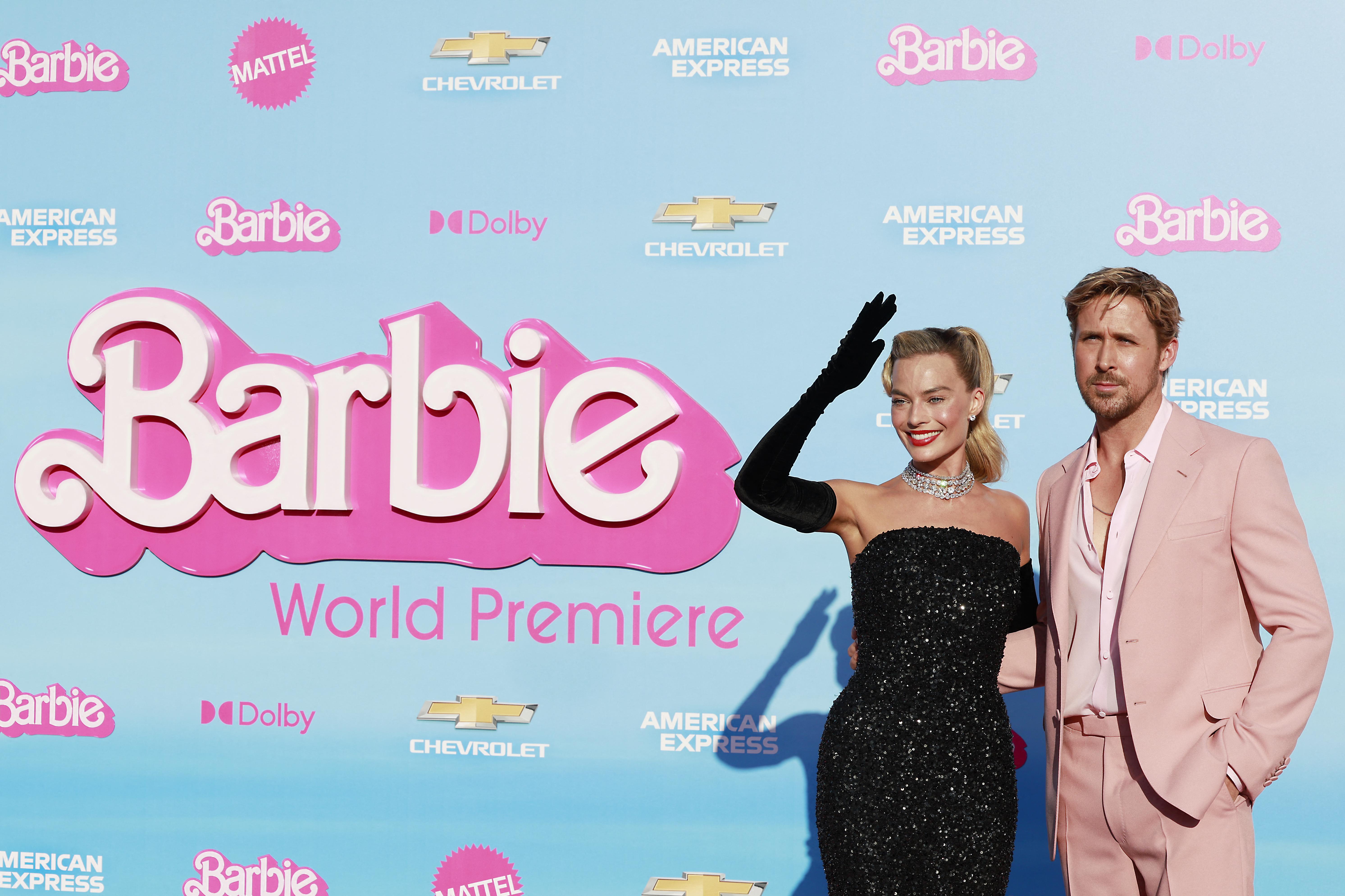 Margot Robbie e Ryan Gosling alla prima di 'Barbie' a Los Angeles - Video