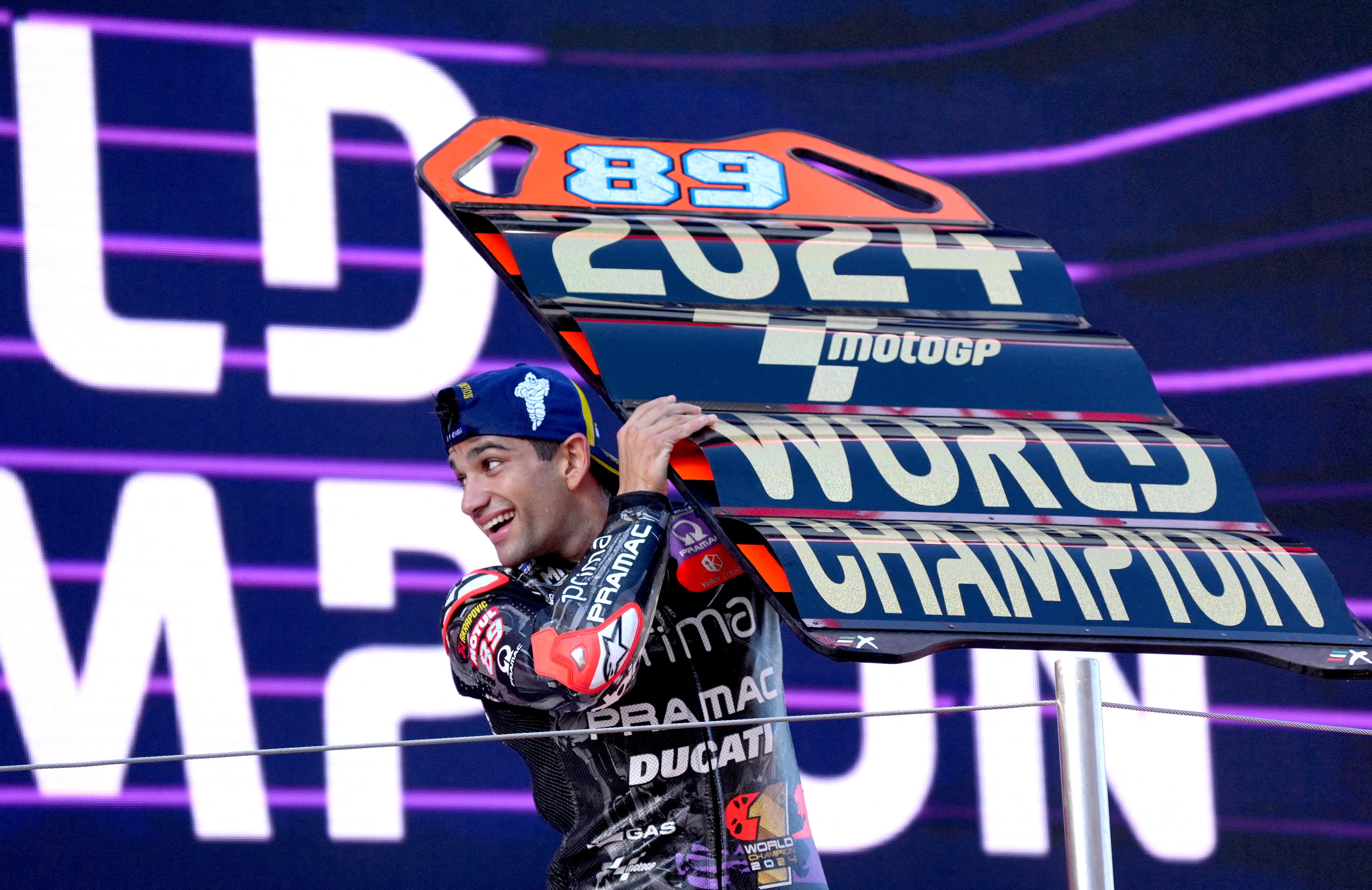 Martin campione MotoGp, il discorso e la citazione: "Come diceva Berlusconi..