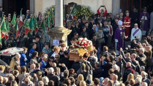 Matilde Lorenzi, folla i funerali