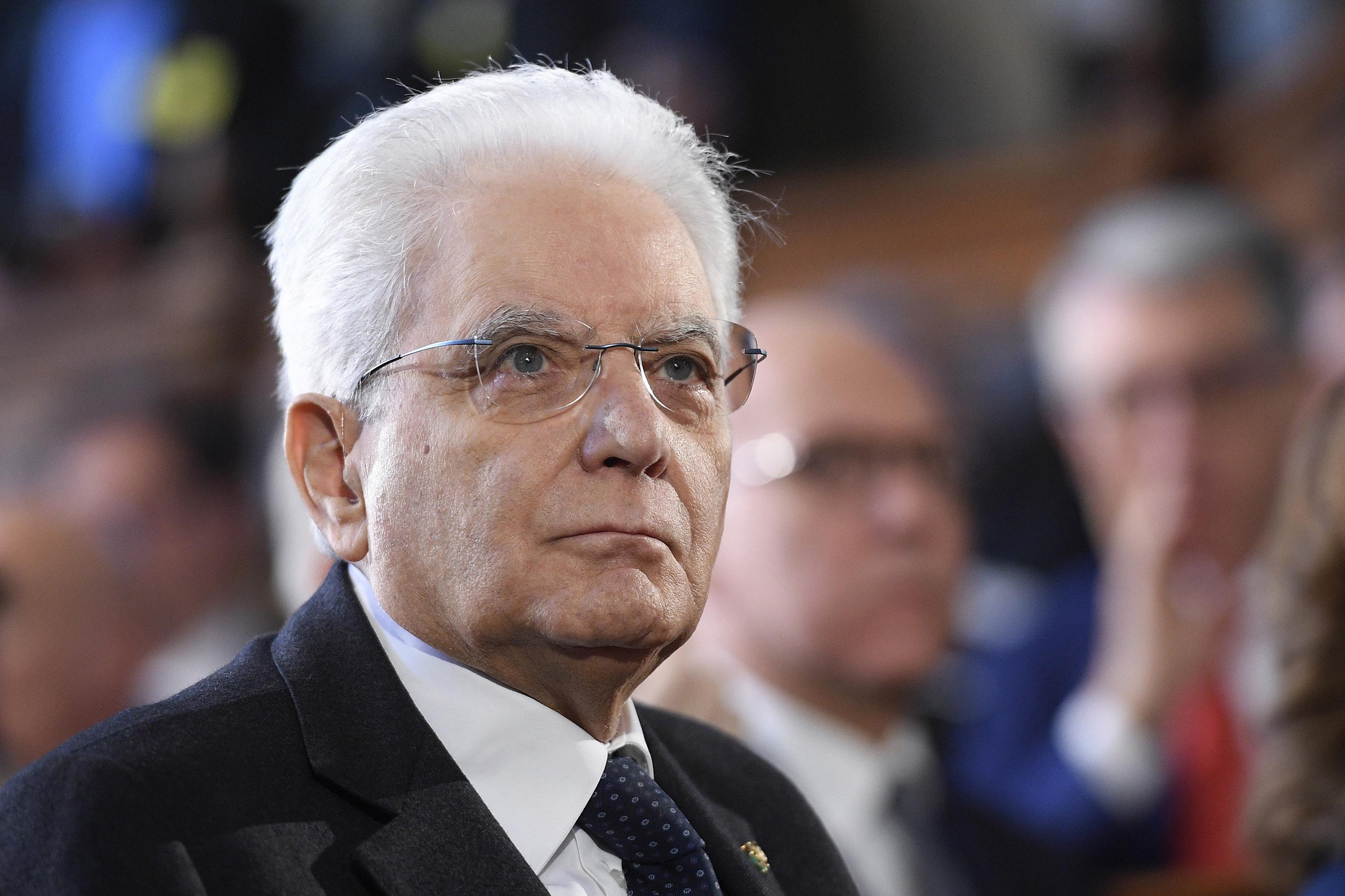 Mattarella: "Estirpare le mafie possibile e necessario"