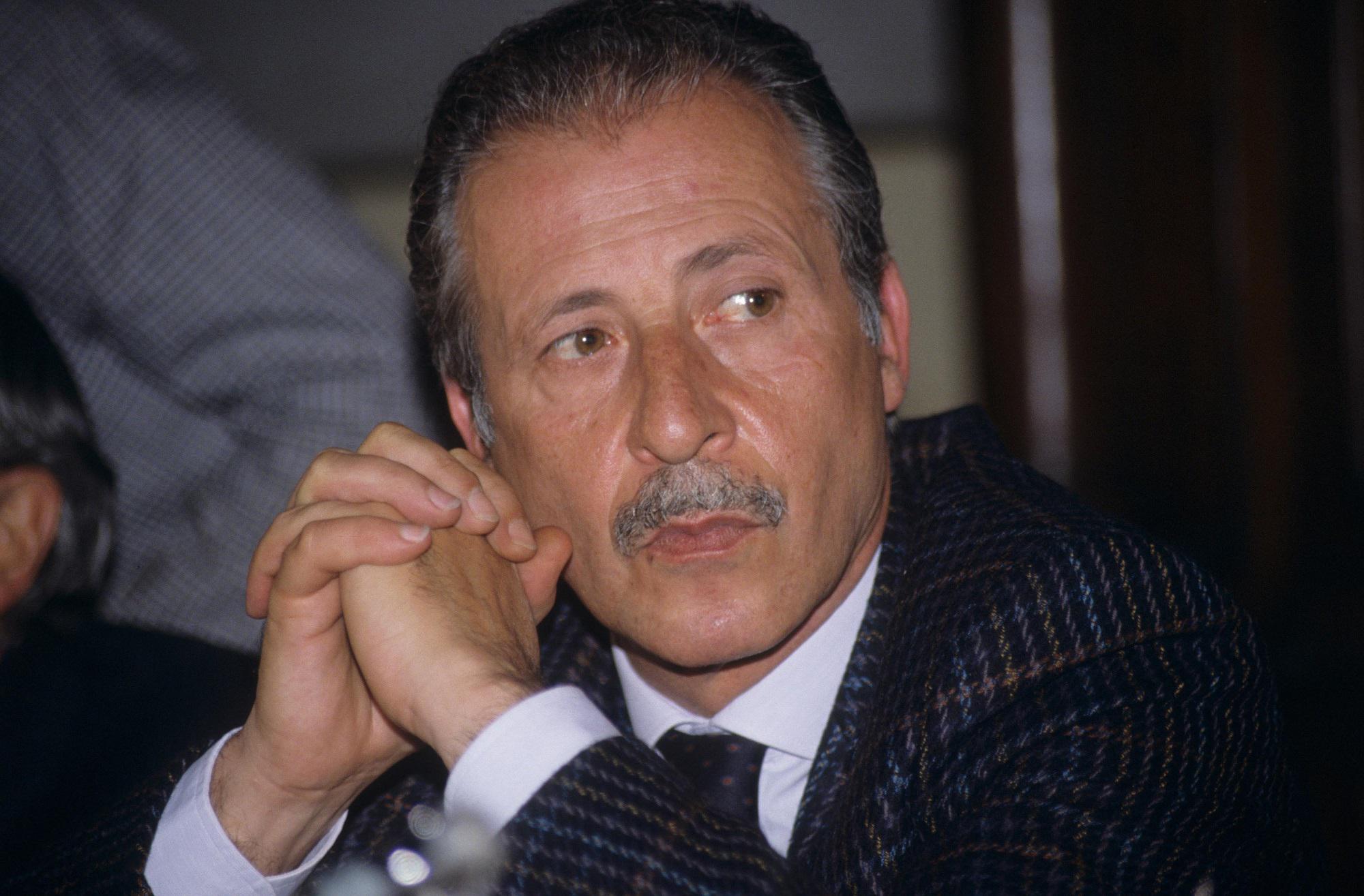 Mattarella ricorda Borsellino e la scorta: "Ricerca verità ostacolata da depistaggi"