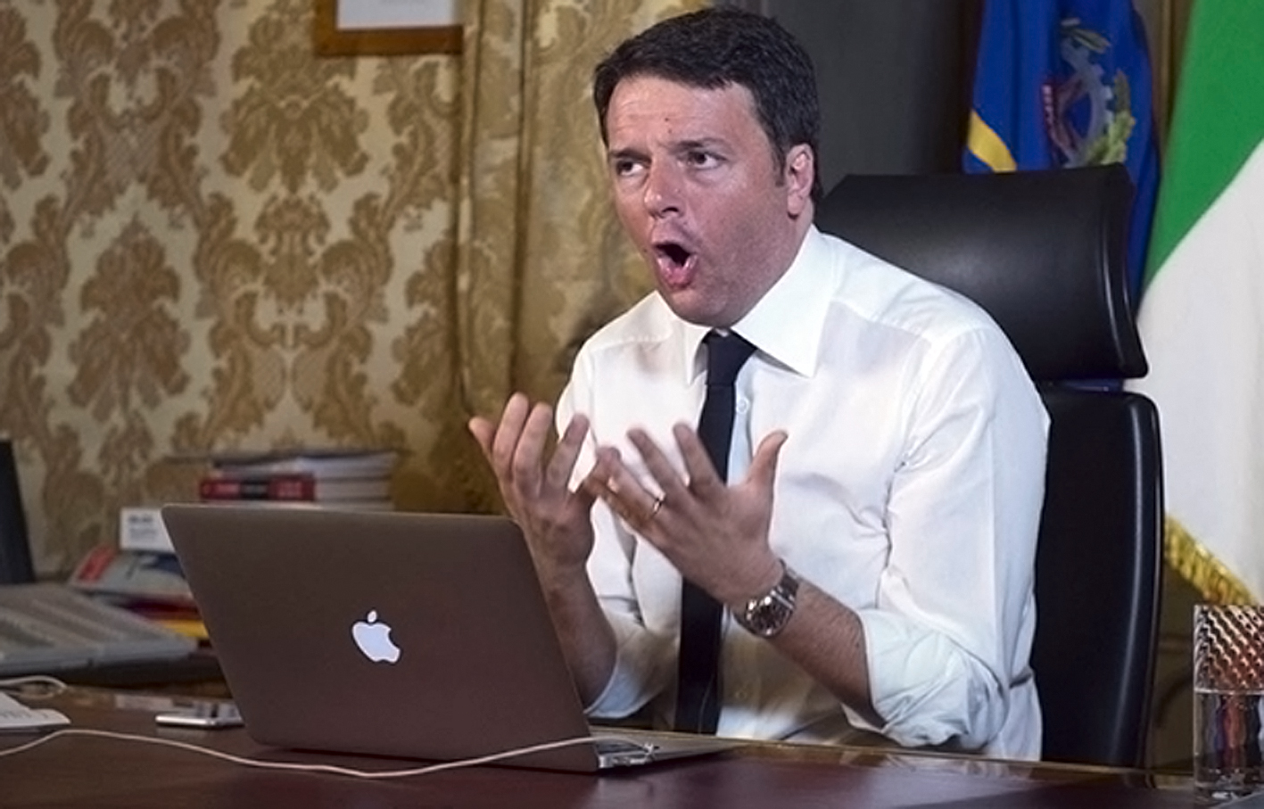 matteo-renzi-apple-mac-codacons-750x389