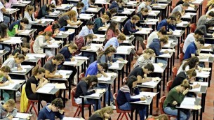 Medicina, stop a numero chiuso e test ingresso per corsi di laurea