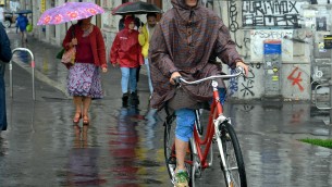 Meteo, maltempo in arrivo: oggi temporali e temperature giù