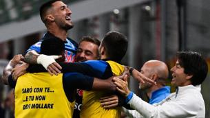 Milan-Napoli 1-2, azzurri primi con l'Atalanta