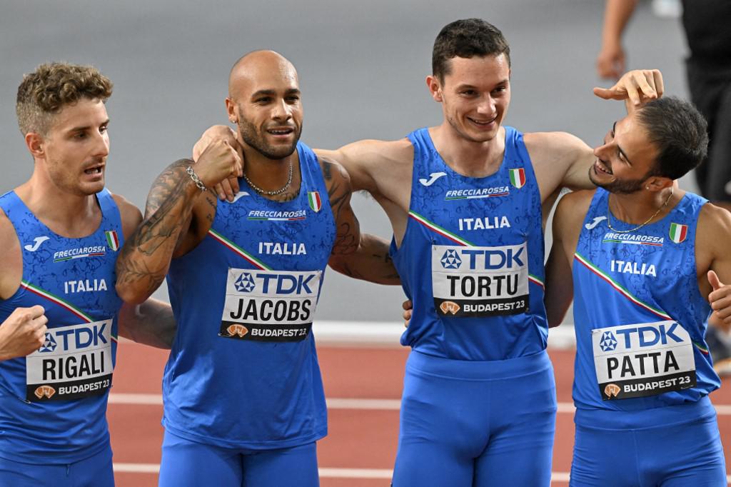 Mondiali atletica Budapest, staffetta 4x100 Italia argento