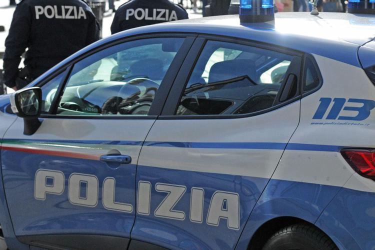 Monza, disabile aggredito: insulti razzisti, spintoni e pugno in volto