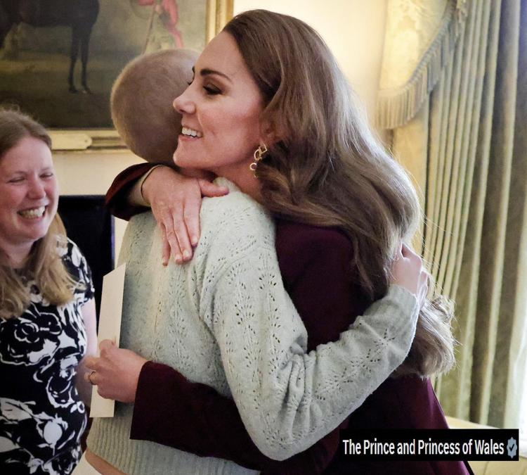 Morta Liz Hatton, 17enne malata di cancro che aveva ispirato William e Kate