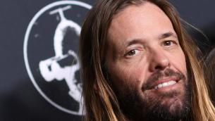 Morto a 50 anni Taylor Hawkins, batterista dei Foo Fighters