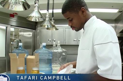 Morto Tafari Campbell, chef degli Obama: annegato durante un'uscita in Sup