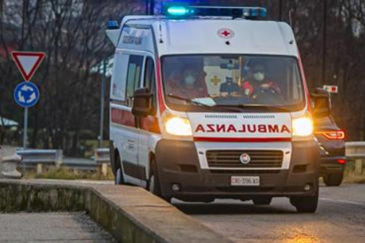 Napoli, 14enne accoltellata a Pompei: morta in ospedale