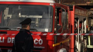 Napoli, bombola di gas esplode in casa: ferito 69enne