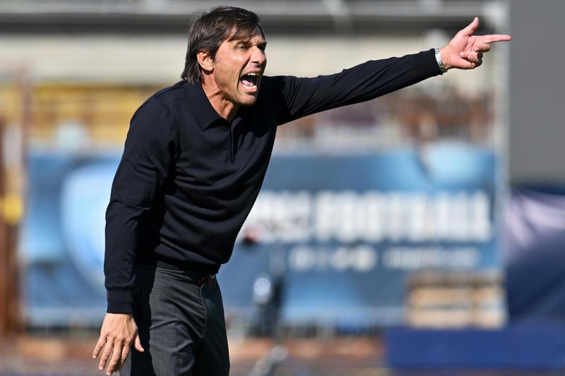 Napoli, Conte: "Faremo il massimo fino alla fine