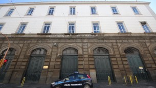 Napoli, detenuto 93enne scarcerato in anticipo: "Risarcimento per il sovraffollamento"