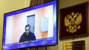 Navalny condannato a 3 anni e mezzo di carcere