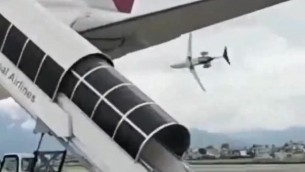 Nepal, aereo si schianta al decollo: il video del disastro