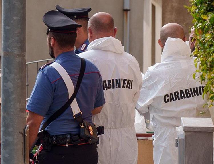 Padova, neonata morta nel night: "Trovata nel water"