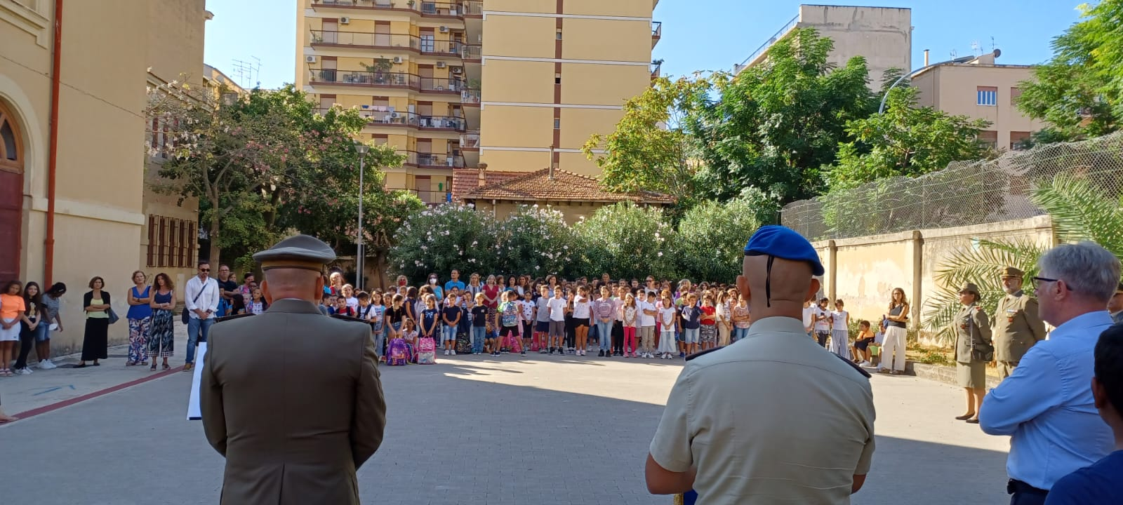 Palermo, inaugurato anno scolastico con alzabandiera Esercito