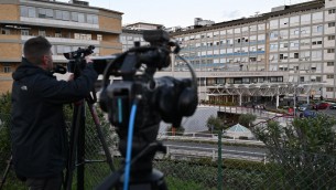 Papa Francesco, "controlli ematochimici regolari"