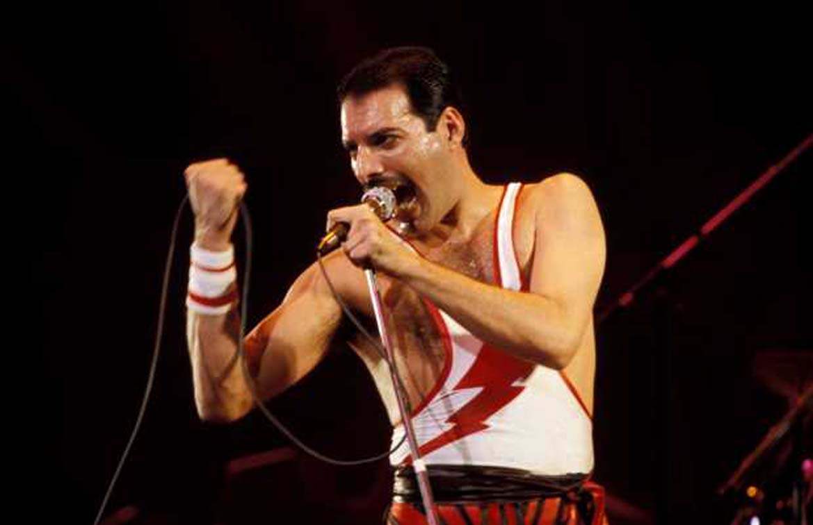 photo-of-freddie-mercury-and-queen