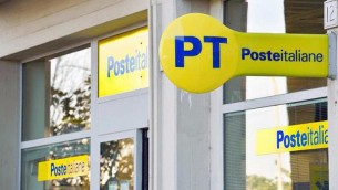 Poste, accordo azienda-sindacati: più di 7