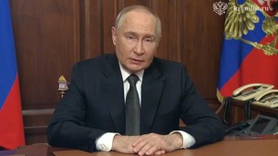 Putin, il discorso e la minaccia: "Ora guerra è mondiale" - Video