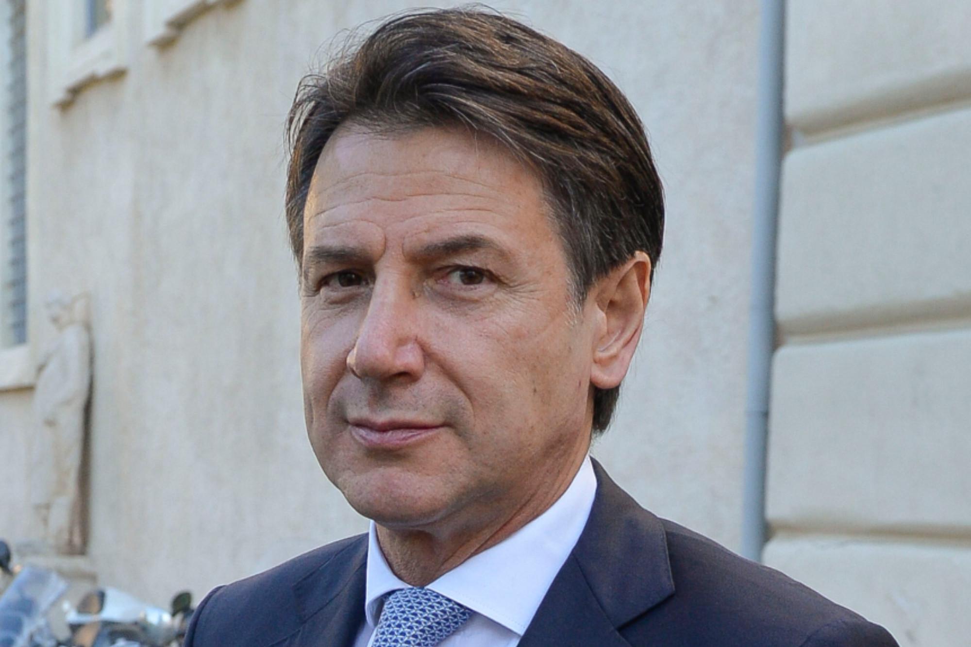 Quirinale, Conte: "Ritiro Berlusconi passo in avanti"