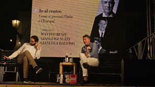 Renzi e il campo larghissimo: "Meglio ala moderata, che inseguire un ipotetico terzo polo"