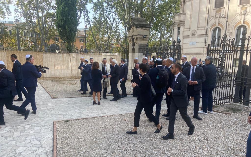 Roma, 40 anni fa l'attentato alla Sinagoga: Mattarella al Tempio Maggiore